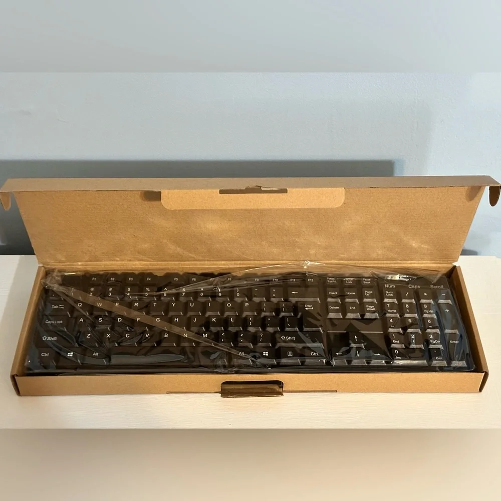 New iMicro Stylish 104-KEY WIRED USB KEYBOARD KB-US9813 - Black